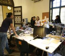 Javiero trabajando en la producción audiovisual del Festival de Cine de Sevilla